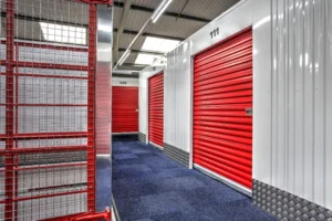 what are the benefits of self storage?